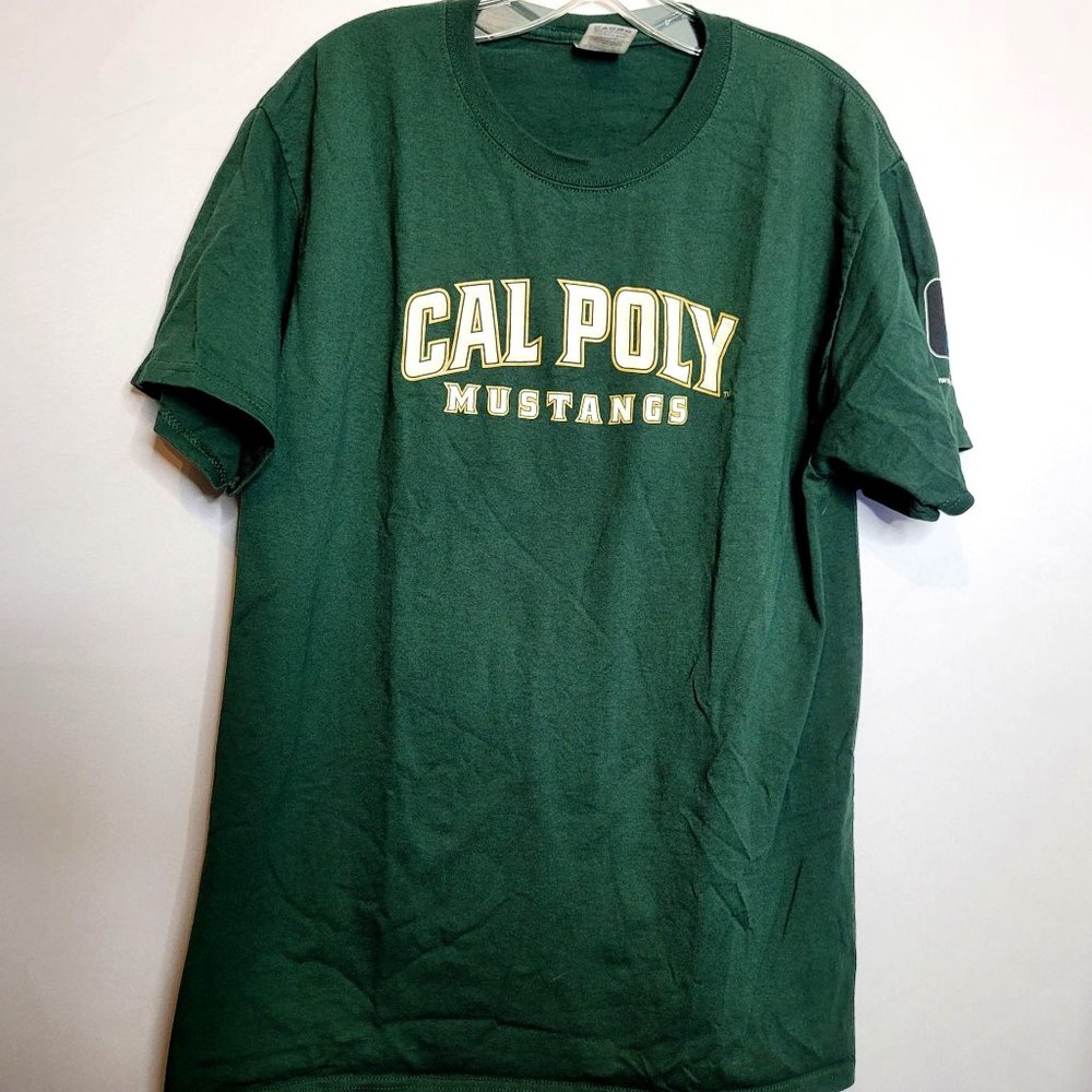 Cal Poly Mustangs Tshirt Adult Large Green Jerzees Short Sleeves